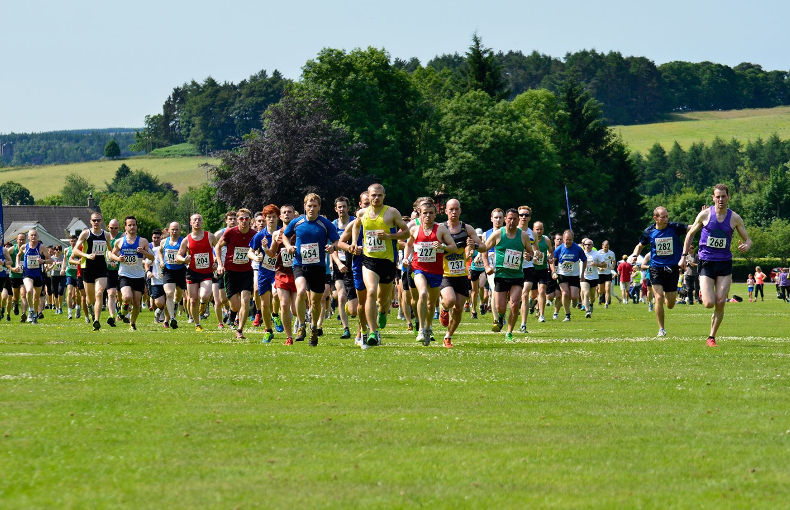 Massed start at the Crieff 10k with the winners already leading the way